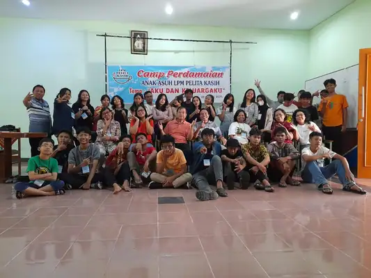 Camp Perdamaian, foto 74