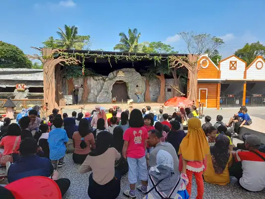 Kunjungan ke Suraloka Zoo, foto 23