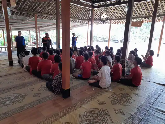 Outing Anak Asuh ke Pulesari, foto 26