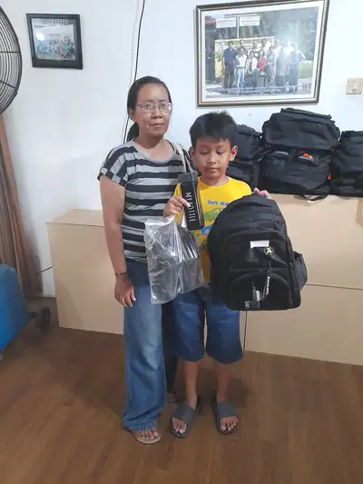 Pembagian Tas & Perlengkapan Sekolah, foto 13