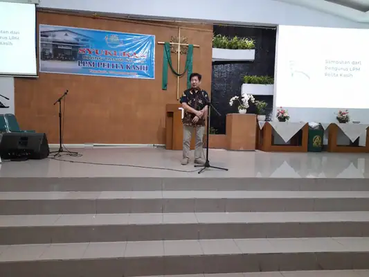 Perayaan HUT ke-38, foto 2
